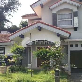 Dijual Rumah Mewah di Jl. Tubagus Ismail