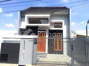 Dijual Rumah Murah Di Cisaranten di Cisaranten