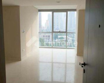 Dijual Apartemen Sangat Strategis Dekat Mall di The Orchard Ciputra World 2, Jl.
