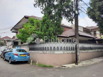 Dijual Rumah Siap Huni di Hoek