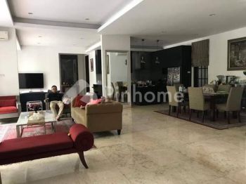 Dijual Rumah Nyaman dan Asri di Kompleks Mutiara Kemang, Jln.Madrasah Jeruk