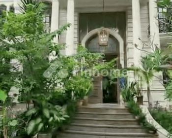 Dijual Rumah Lingkungan Nyaman di Menteng, Jakarta Pusat