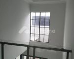thumbnail-dijual-rumah-di-lokasi-nyaman-dan-strategis-di-batununggal-estate-8